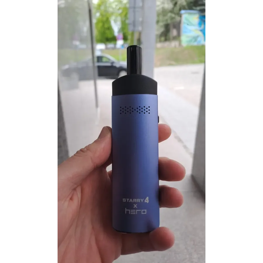 Мундштук X-MAX Starry 4 X HERO LIMITED EDITION з чорного скла | Конопляний магазин